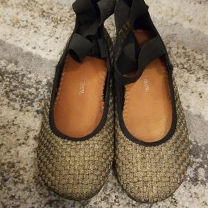 Bernie Mev Gold Woven Ankle Wrap Flats
